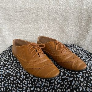 Suzy Shier Light Brown Shoes